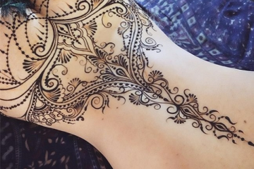 xăm vẽ henna